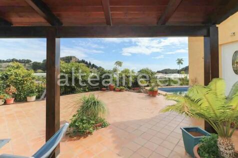 Property Image 1