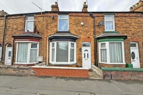 2-bed terraced on Seamer Road, Scarborough, £795/mo