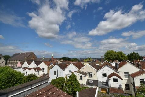 View to rear of property.jpg