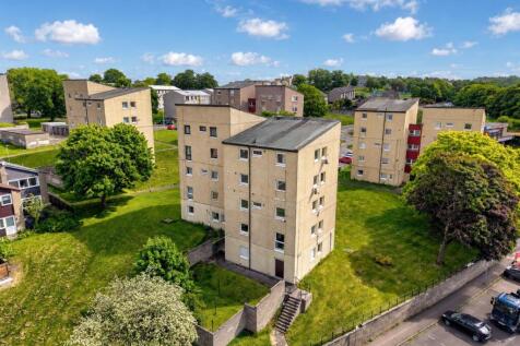 586 Charleston Drive Dundee-1.jpg