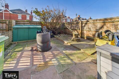 CAM02176G0-PR0757...