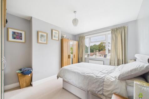 Presented by Kevin at EweMove Bexleyheath and Dart