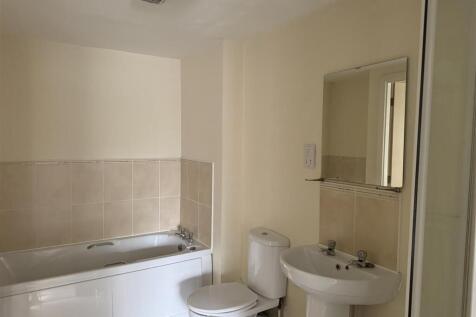 12 Arrivato Plaza, Hall Street, St. Helens photo 3