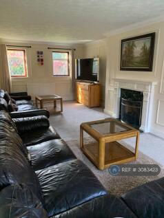 Redwell Close, St Ives, PE27 photo 3
