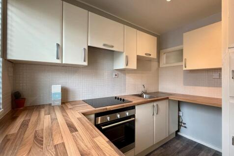 Rivington, Cholmondeley Road, Salford photo 3