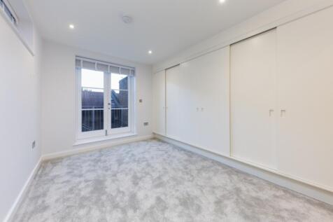 Hercules Yard 10 ...