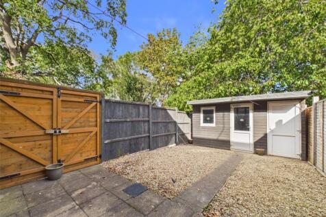 Honister Drive, Worcester, Worcestershire, WR4 photo 4