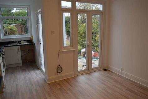 Darlinghurst Grove, Leigh on Sea photo 4