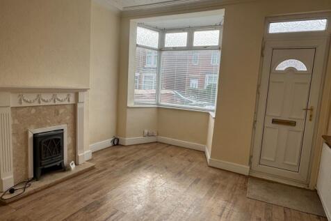 130 Newcastle Avenue, Worksop photo 3