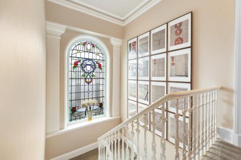 4 bed, 3 bath Detached in Glasgow - Photo 21