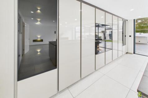 Presented by James at EweMove Bexleyheath and Dart