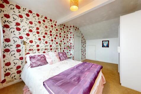 Cranshaw Avenue, Bedroom