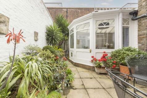 Property Image 8