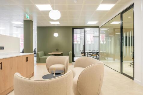 1 Edmund Gardens, 121 Edmund Street - 2nd Floor Fitted Suite