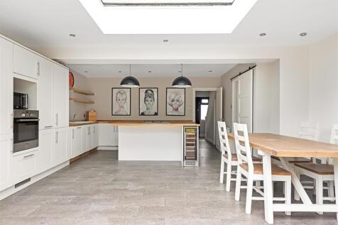 Open Plan Kitchen/Dining Room