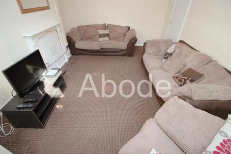 6-bed house on Chestnut Avenue, Hyde Park, Leeds, £3,510/mo