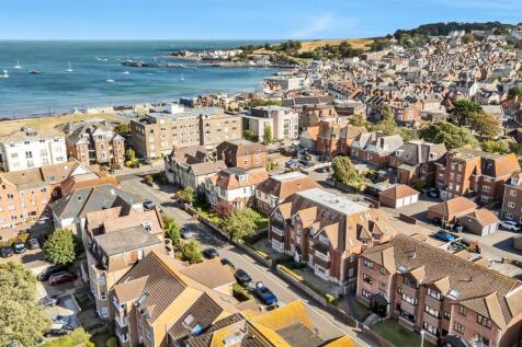 Click to visit Rightmove listing