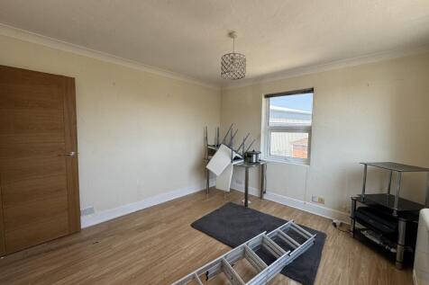 7D Skelmersdale Road, Clacton-on-Sea photo 3