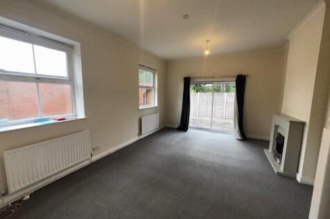 2b Connaught Road, The Cottage, Wolverhampton, West Midlands, WV1 4SJ photo 3