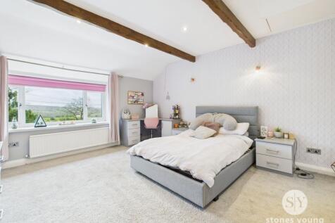 Bedroom Two (pink room)