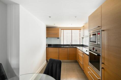 property in Kings Road, 
Chelsea, SW3