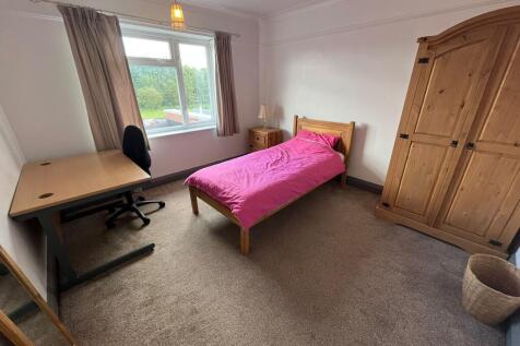 Hillcrest- Bedroom 