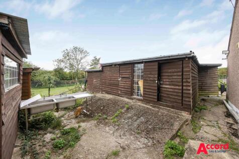 Outbuilding/Stable Block