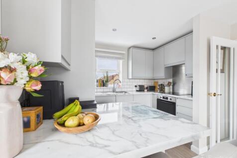 Kitchen- Mark Stephens EweMove Newmarket and Soham
