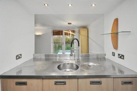12 Rock Mill Lane, Leamington Spa photo 5
