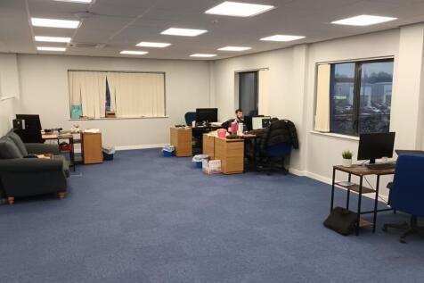 Office to rent Image 5
