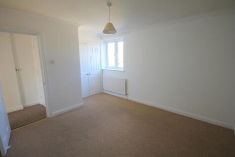 Flat 4, Honeycombe Court, Lenthay Road, Sherborne, Dorset DT9 6AA photo 4