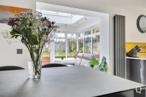 1c7406b5-f809-44d...