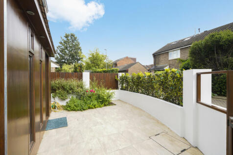 property in St Hilda's Close, 
Wandsworth, SW17