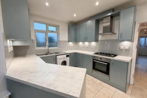 Sandhills Close, Northampton, West Northamptonshire photo 3