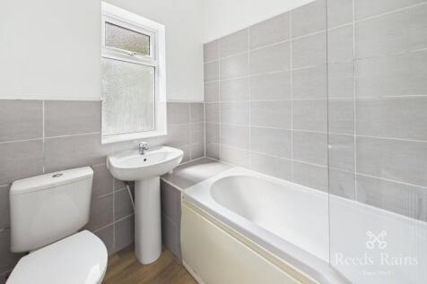 Chapel Lane, Stretford, Manchester, M32 photo 4