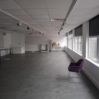 Office for sale Image 3