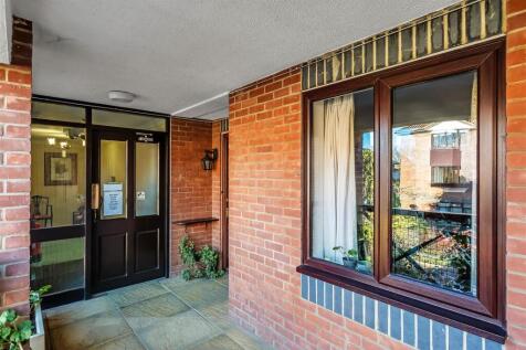 8-Sycamore-Court-17.jpg