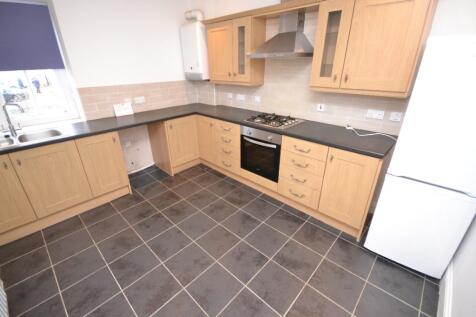 FITTED KITCHEN
