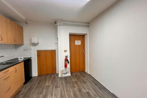 Office to rent Image 7