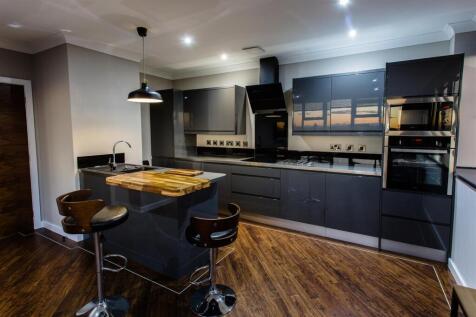 Essex House photo 3