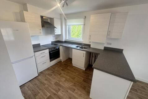Ell Crescent, Castle Gardens, Cambuslang, G72 photo 3