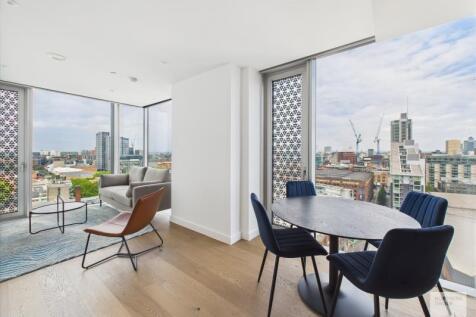 Stunning 2-bedroom, furnished apartment on the 11th floor of Viadux in Manchester City Centre. Available August, amenities include a pool, gym, cinema, co-working spaces, and 24-hour concierge.