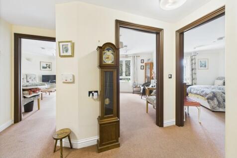 CAM02089G0-PR0532...