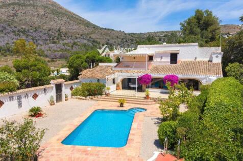 Property Image 1
