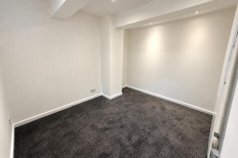 Victoria Crescent, Lambeth, London photo 3