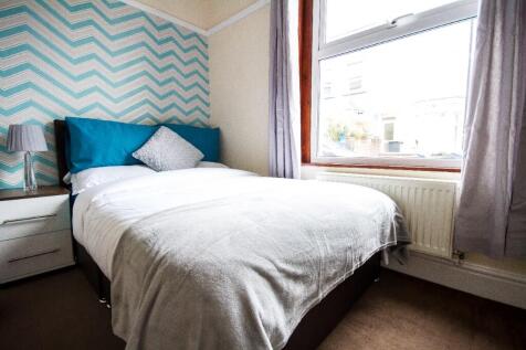 Teal Room at £750 pcm