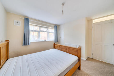 1381738-15-691c4b...