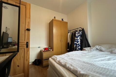 Treharris Street, Roath photo 3