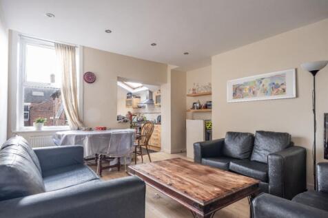 6-bed flat on (£150pppw) Bayswater Road, Newcastle Upon Tyne, Tyne and Wear, NE2 3HR, £3,900/mo