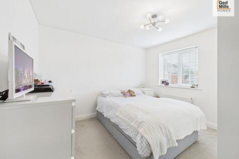 CAM04261G0-PR0107...